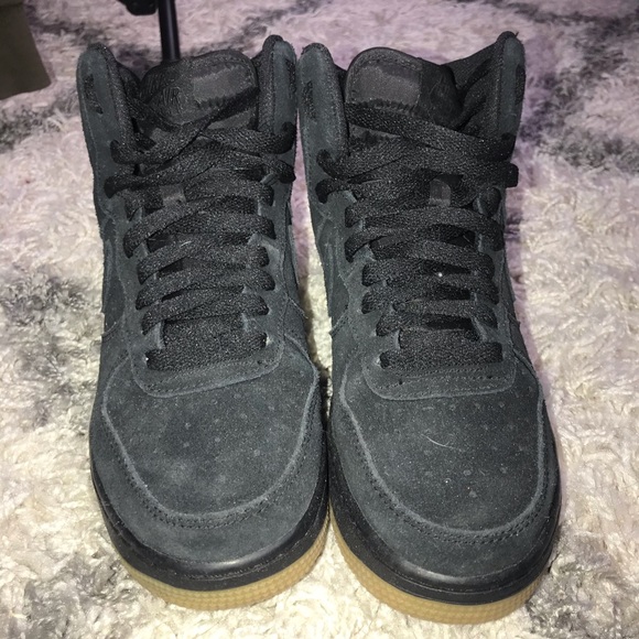 High Tops - Picture 2 of 2